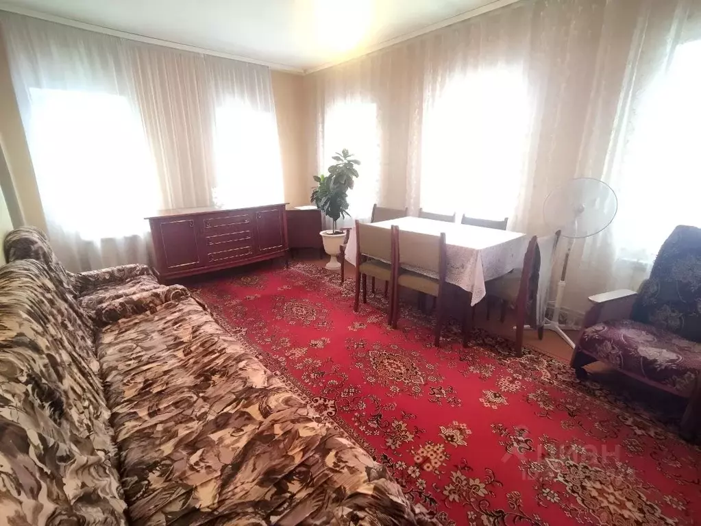 Дом в Омская область, Омск ул. Дунаевского (100 м) - Фото 1