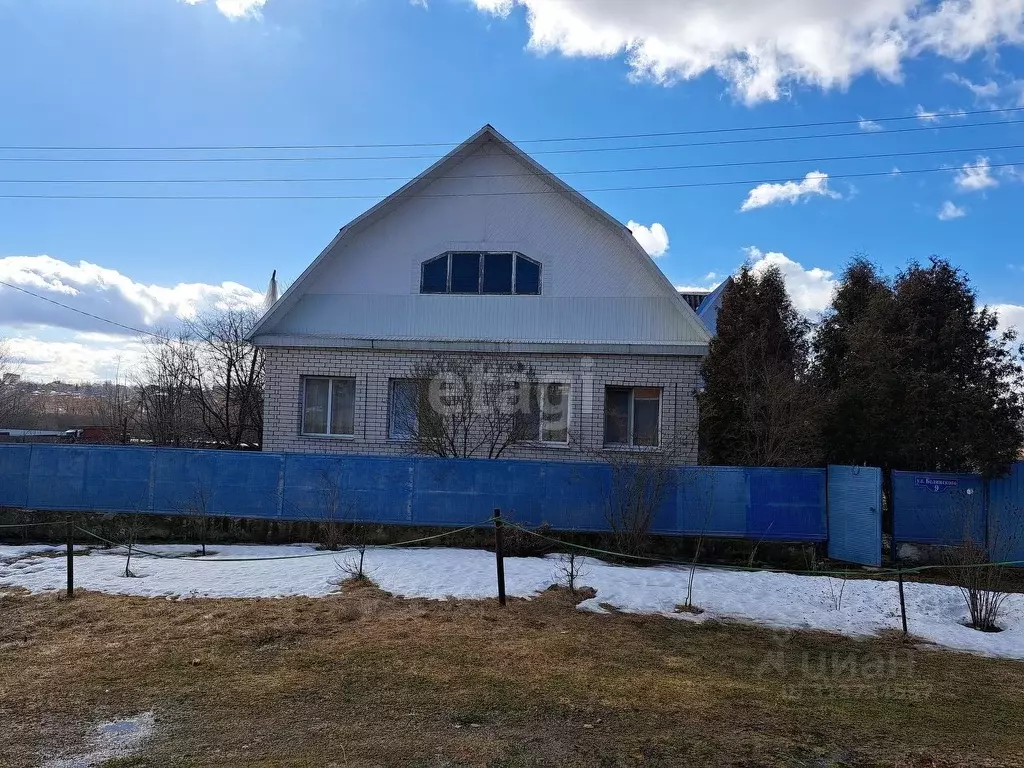 Дом в Смоленская область, Сафоново ул. Белинского, 9 (187 м) - Фото 0