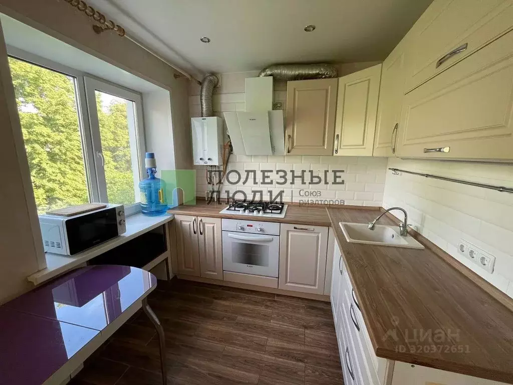 2-к кв. Орловская область, Орел Старо-Привокзальная ул., 10 (45.1 м) - Фото 1