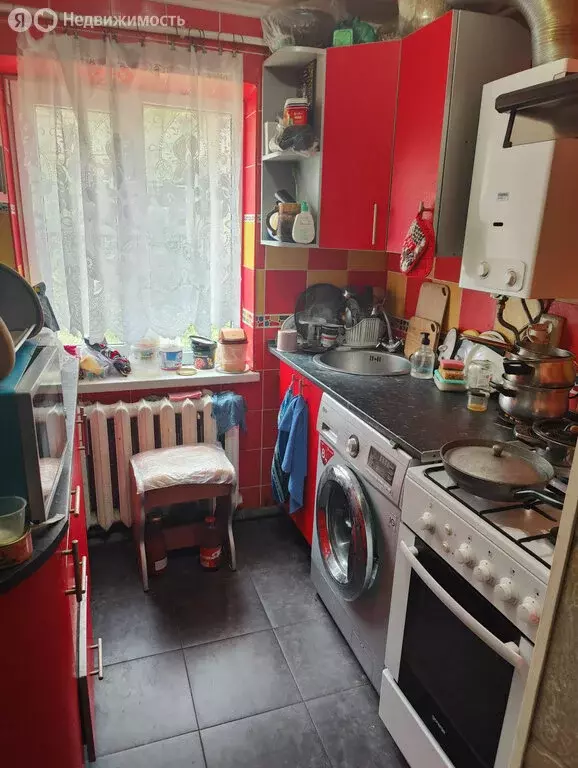 2-комнатная квартира: Новочеркасск, Комитетская улица, 81 (70 м) - Фото 0