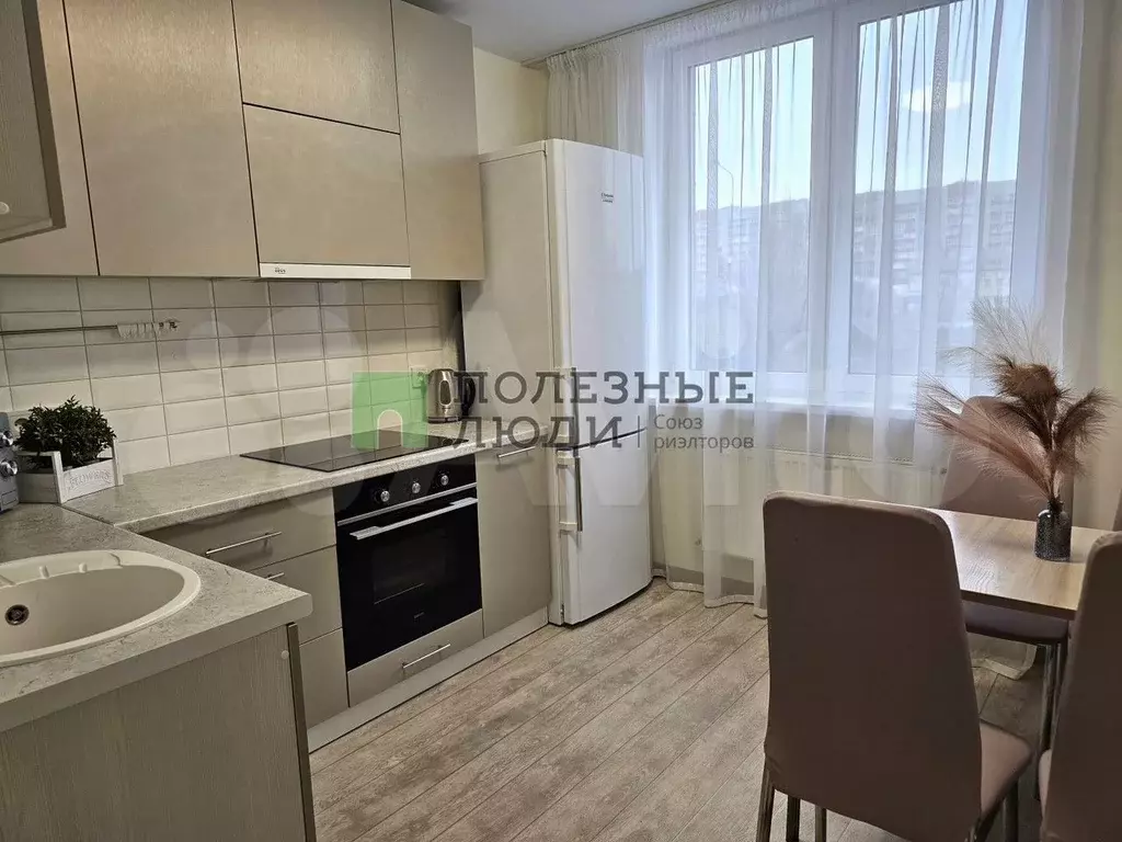 1-к. квартира, 40 м, 2/25 эт. - Фото 1