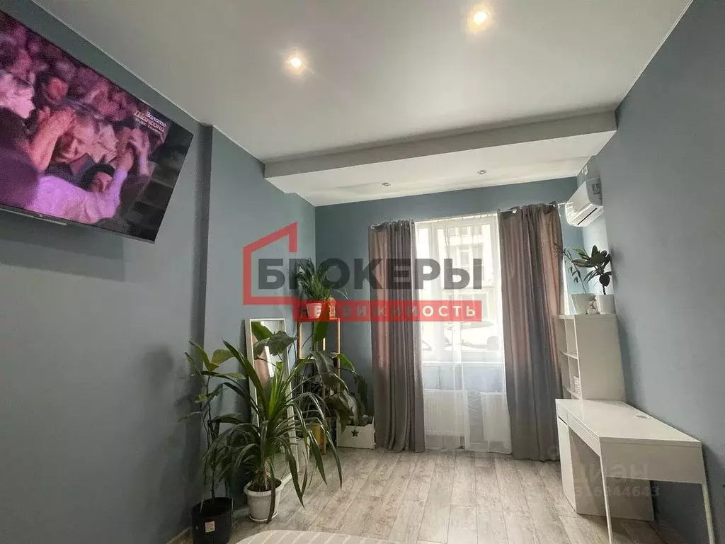 1-к кв. Севастополь ул. Челнокова, 17к1 (43.0 м) - Фото 0
