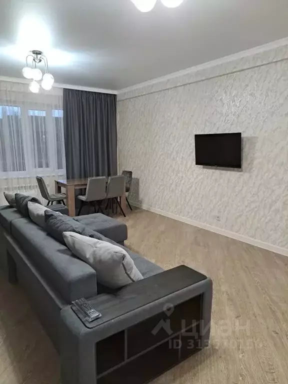 2-к кв. Ставропольский край, Ессентуки ул. Буачидзе, 1к5 (82.0 м) - Фото 1