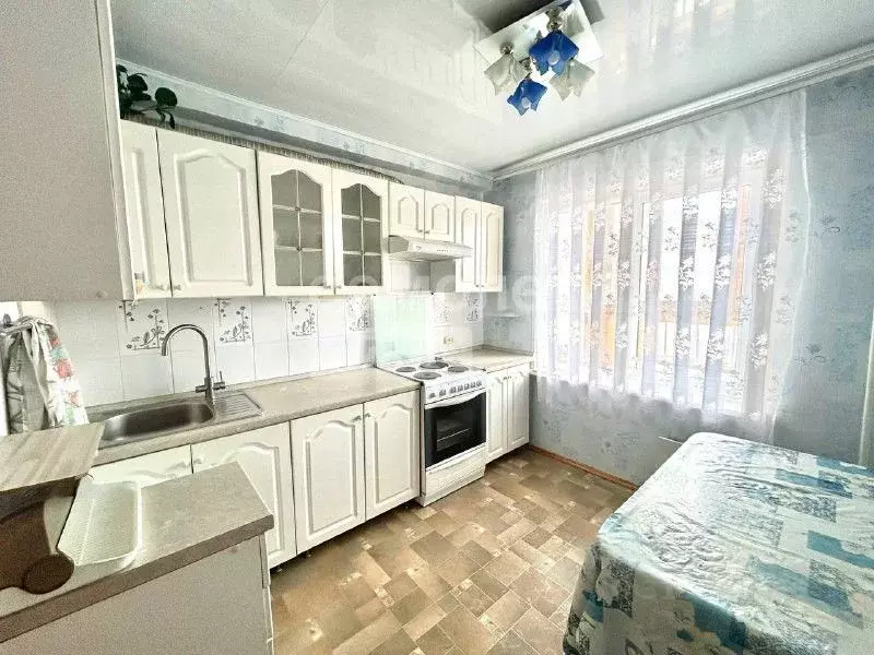 2-к кв. Удмуртия, Ижевск Молодежная ул., 98 (49.9 м) - Фото 0