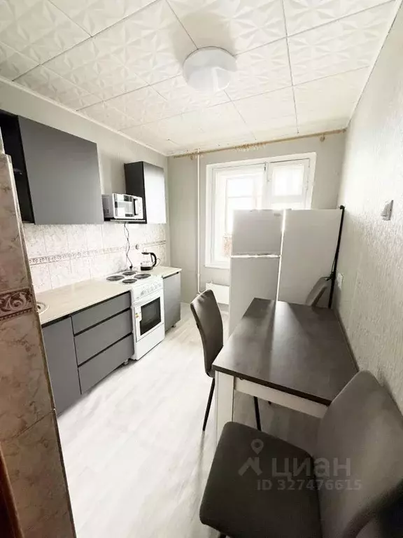 2-к кв. Свердловская область, Екатеринбург ул. Металлургов, 16А (48.0 ... - Фото 1