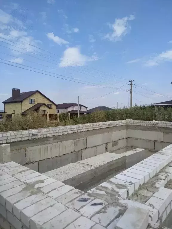 Участок в Воронежская область, Семилуки Южный мкр, ул. Лермонтова, 73 ... - Фото 1