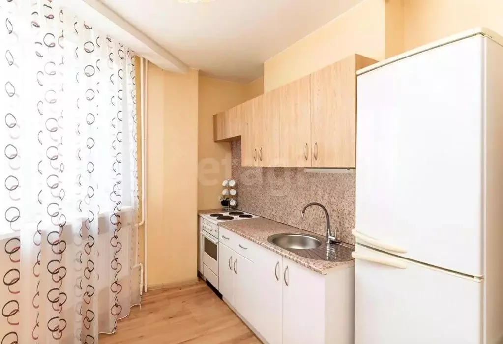 2-к кв. Тюменская область, Тюмень ул. Василия Гольцова, 3 (53.0 м) - Фото 1