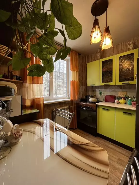 2-к. квартира, 40 м, 1/5 эт. - Фото 0