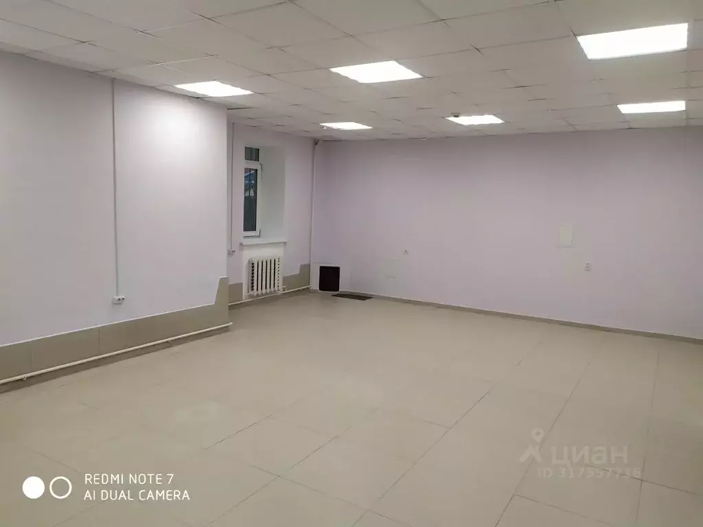 Помещение свободного назначения в Тюменская область, Тюмень ул. ... - Фото 1