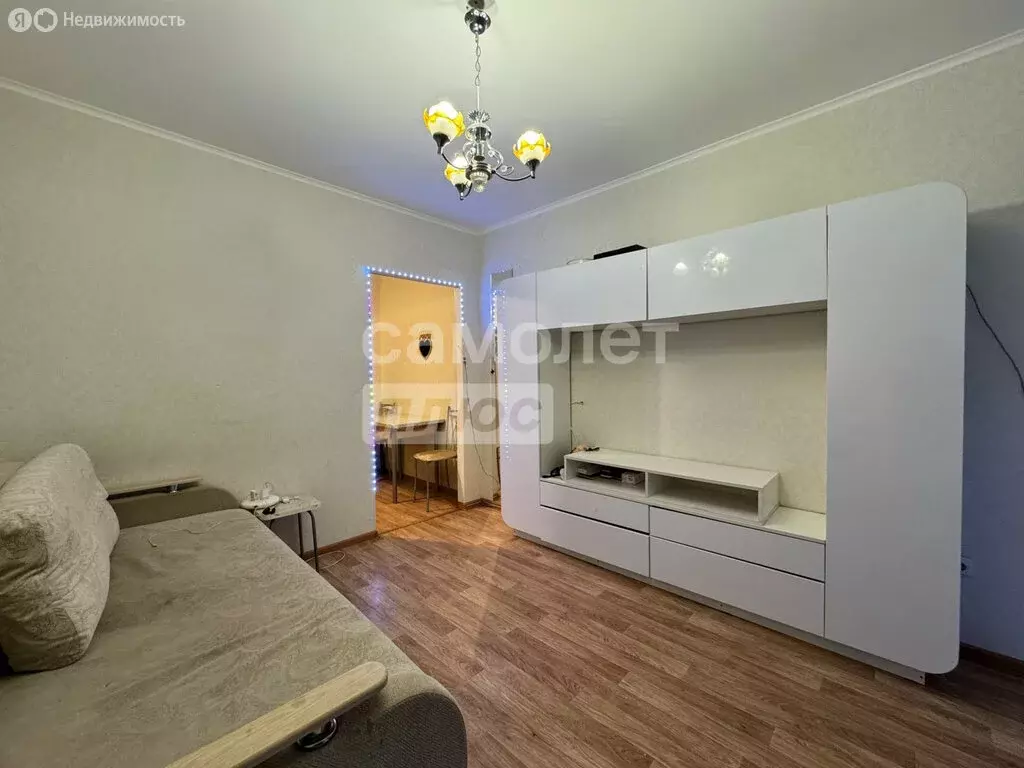 Квартира-студия: Никольское, Октябрьская улица, 15 (23.8 м) - Фото 1