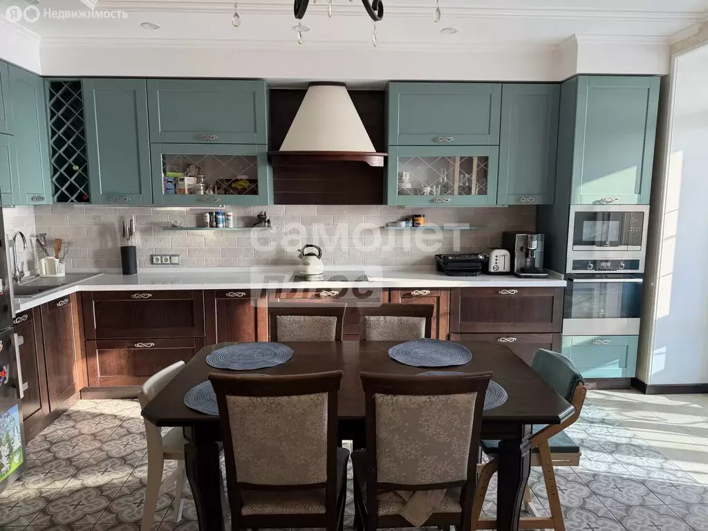 3-комнатная квартира: Орёл, улица Революции, 3 (96 м) - Фото 1