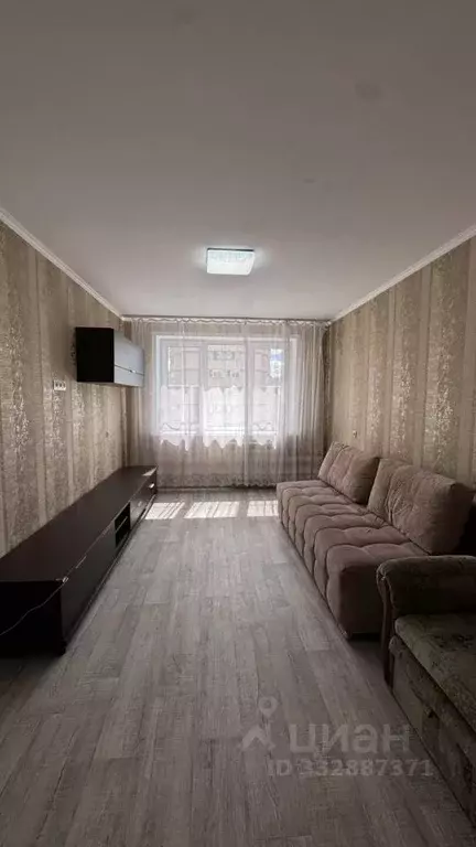 1-к кв. Чувашия, Чебоксары ул. П.В. Дементьева, 24 (36.0 м) - Фото 1