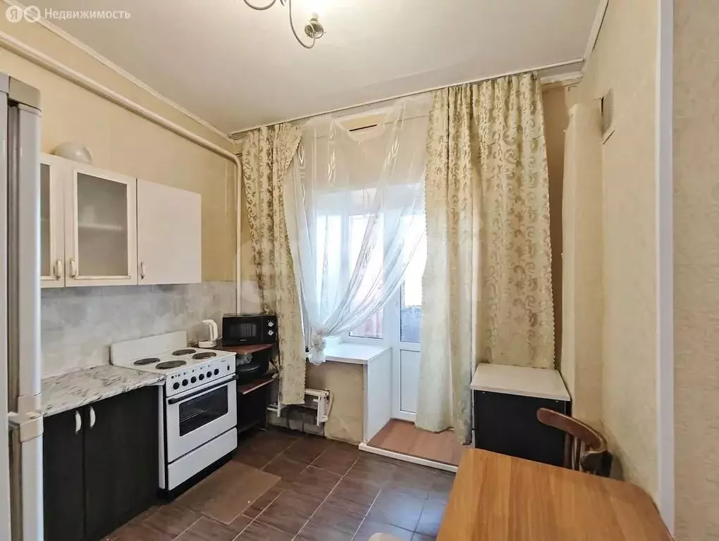1-комнатная квартира: Тюмень, улица Мамина-Сибиряка, 20 (49.8 м) - Фото 1