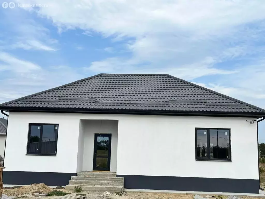 Дом в Экономическое, Восточная улица, 120 (100 м) - Фото 1