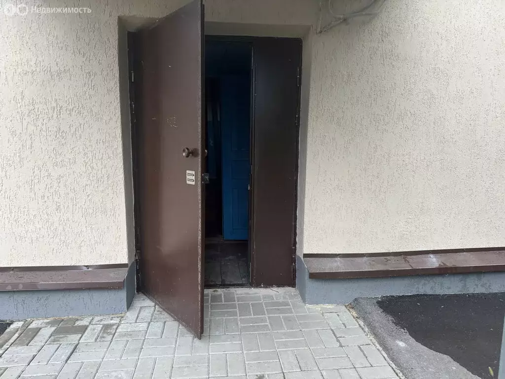 Квартира-студия: Шахты, Баррикадная улица, 30 (30 м) - Фото 1