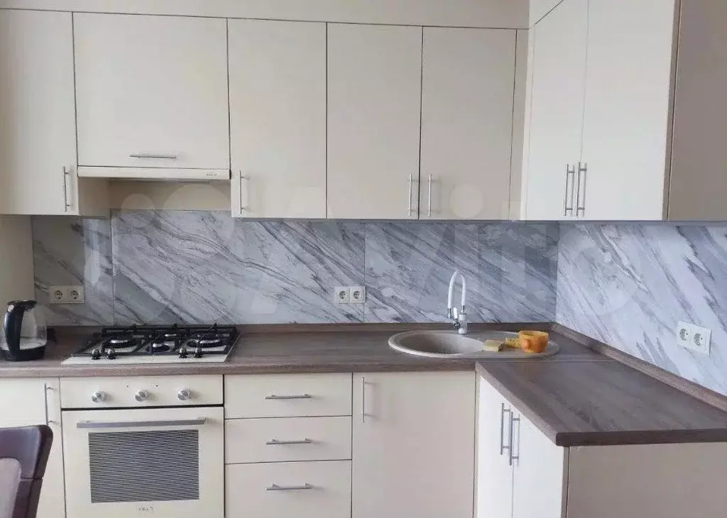 2-к. квартира, 52 м, 5/9 эт. - Фото 0