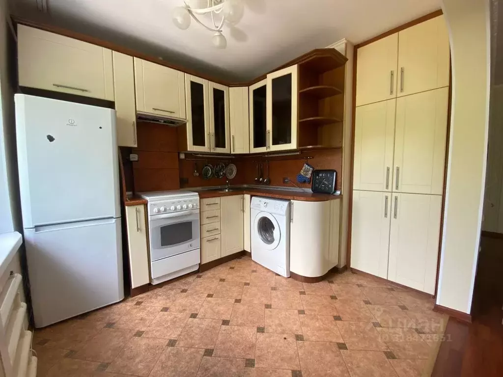 2-к кв. Омская область, Омск ул. Химиков, 61 (45.4 м) - Фото 1