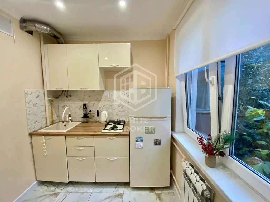 1-к кв. Крым, Ялта ул. Дзержинского, 28 (30.0 м) - Фото 1