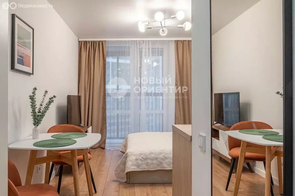 Квартира-студия: Екатеринбург, жилой район Уктус, микрорайон Светлый, ... - Фото 2