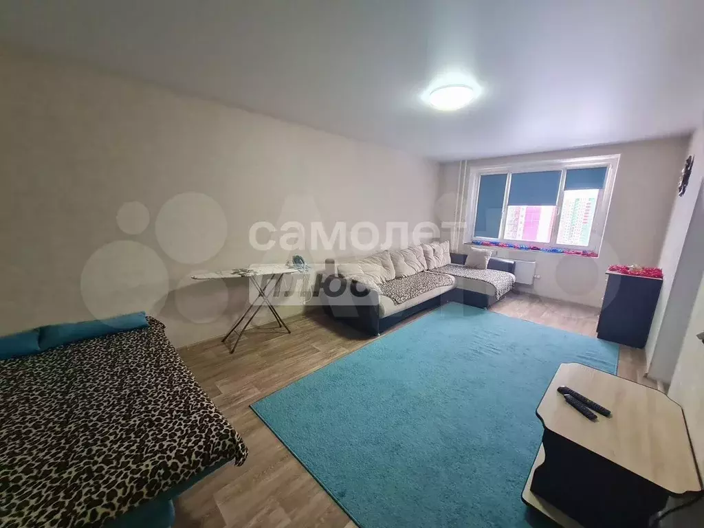 1-к. квартира, 41 м, 10/14 эт. - Фото 1