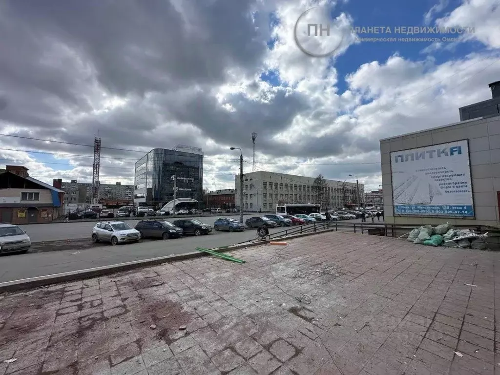 Торговая площадь в Омская область, Омск ул. 10 лет Октября, 113 (115 ... - Фото 1