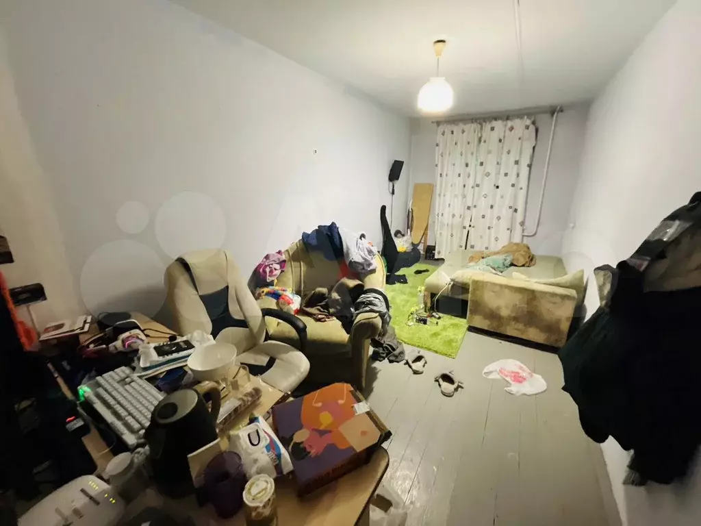 Комната 32 м в 2-к., 1/5 эт. - Фото 1