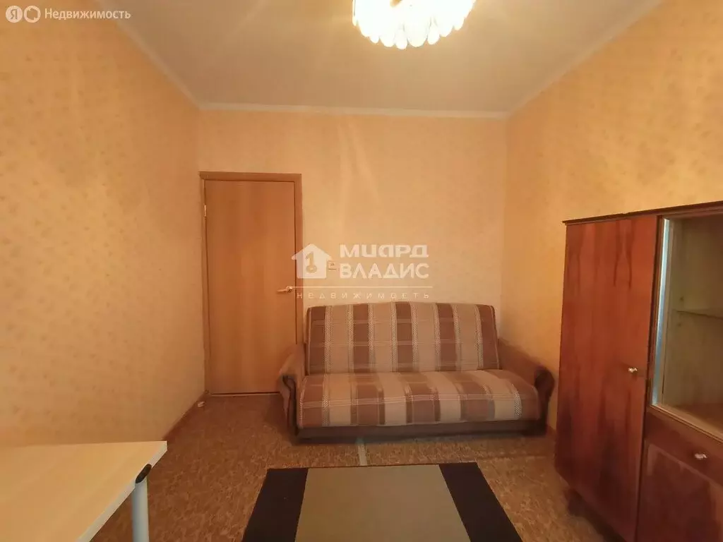 3-комнатная квартира: Омск, улица Крупской, 1 (63.1 м) - Фото 2