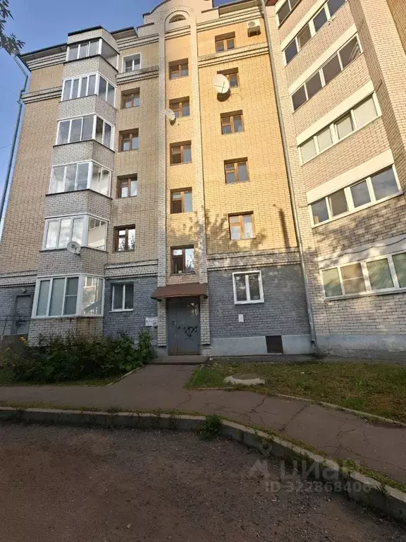 2-к кв. Кировская область, Киров ул. Свободы, 163к1 (53.3 м) - Фото 0