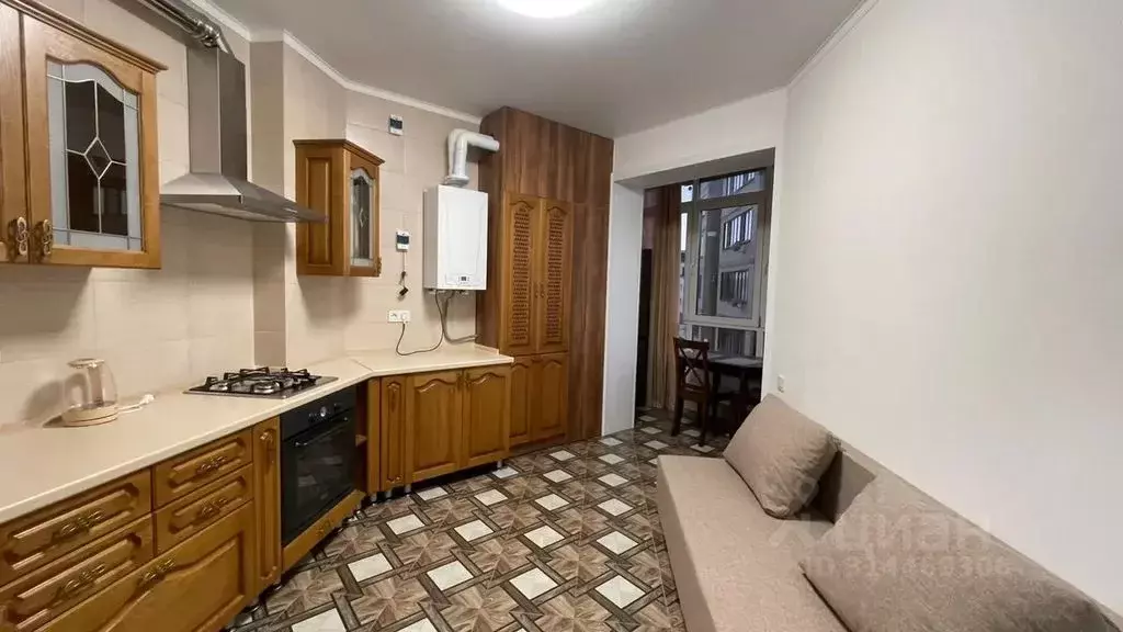1-к кв. Краснодарский край, Армавир Комсомольская ул., 106 (60.0 м) - Фото 1