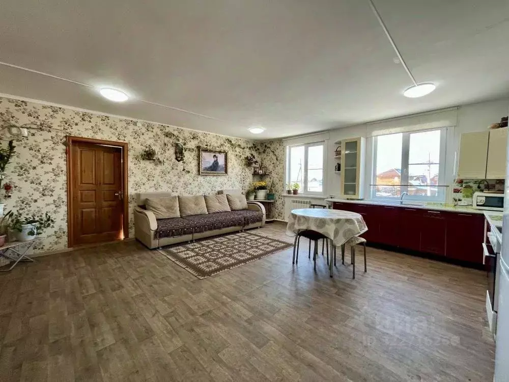 Дом в Иркутская область, Иркутский муниципальный округ, д. Куда ул. ... - Фото 1