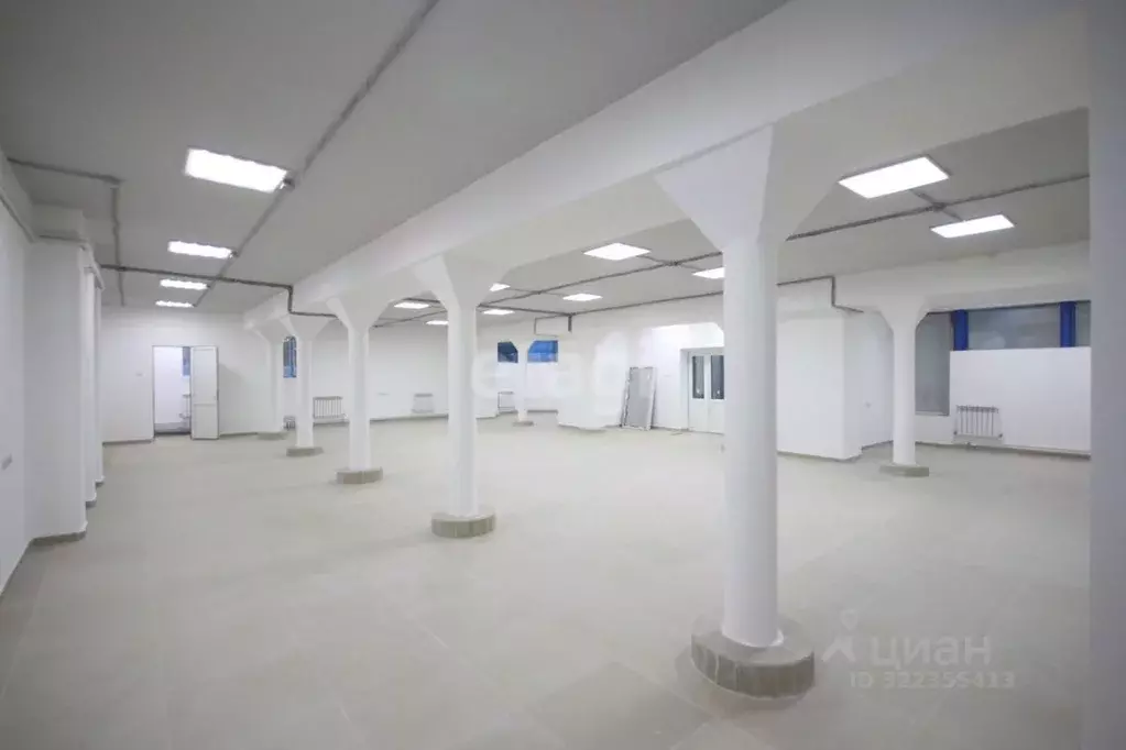 Торговая площадь в Ямало-Ненецкий АО, Новый Уренгой Юбилейный мкр, 5/9 ... - Фото 1