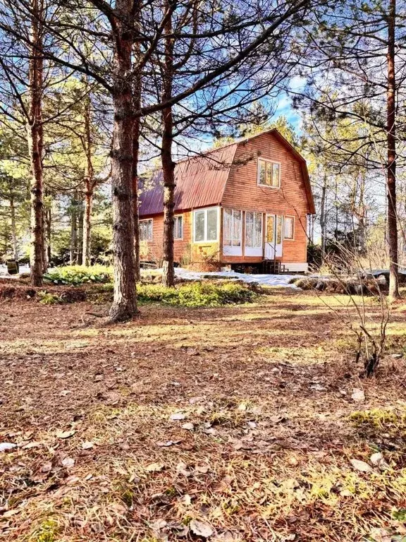 Дом в Ленинградская область, Выборгский район, Рощинское городское ... - Фото 1