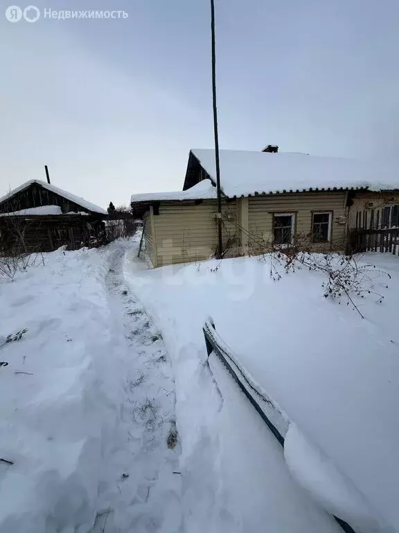 Дом в село Просвет, Заводская улица (18 м) - Фото 2