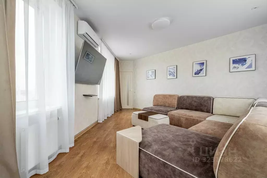 1-к кв. Свердловская область, Екатеринбург пер. Широкий, 6 (54.0 м) - Фото 2