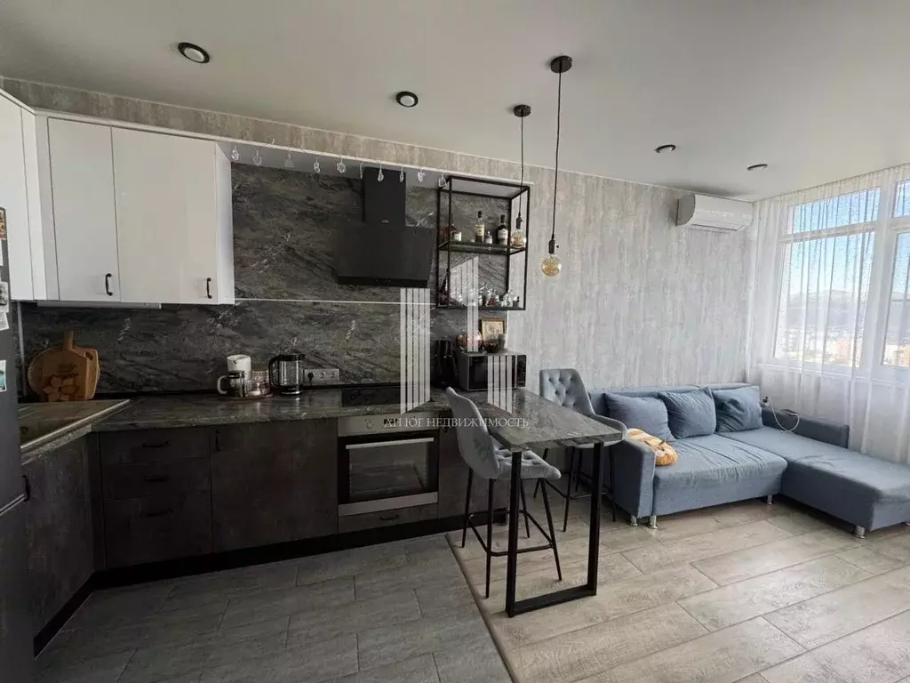 1-к кв. Краснодарский край, Новороссийск Кутузовская ул., 117 (49.7 м) - Фото 0