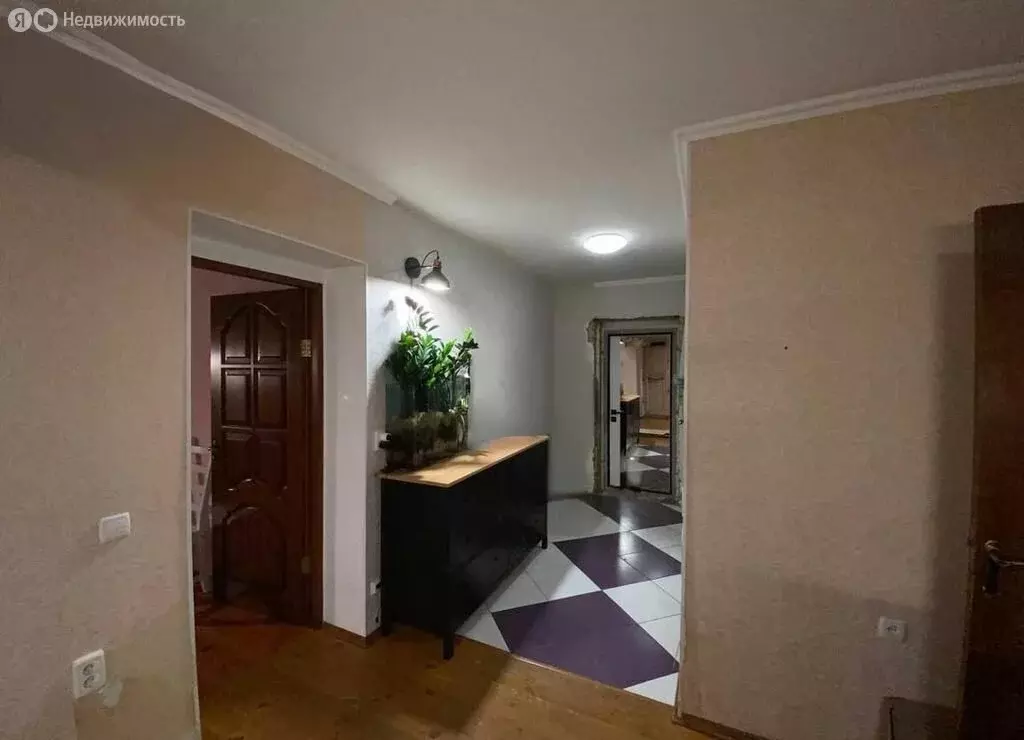 3-комнатная квартира: Оренбург, улица Юных Ленинцев, 12/1 (63.1 м) - Фото 1