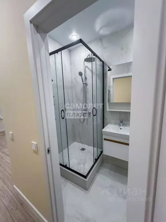 Студия Свердловская область, Екатеринбург ул. Пехотинцев, 2Д (20.0 м) - Фото 2