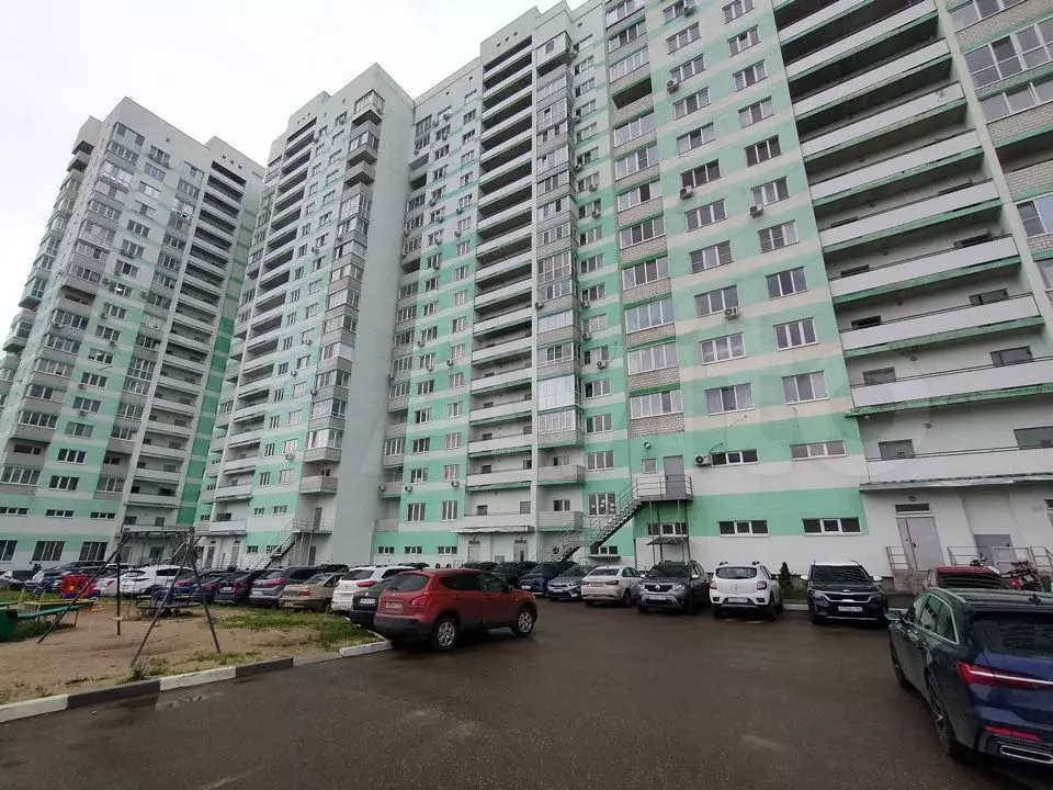 3-к. квартира, 100 м, 4/18 эт. - Фото 1