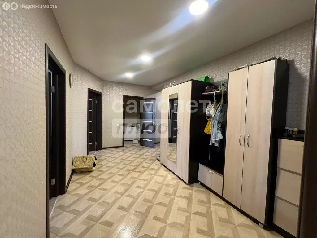 3-комнатная квартира: Рязань, Малое шоссе, 3 (90.3 м) - Фото 0
