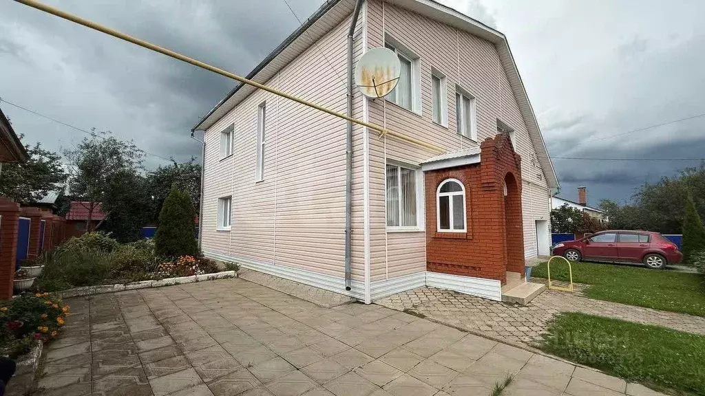 Дом в Башкортостан, Бирск ул. Смородинцева (177 м) - Фото 1