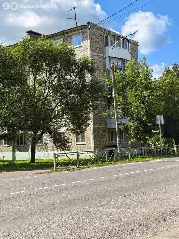 2-комнатная квартира: посёлок городского типа Вербилки, улица ... - Фото 1