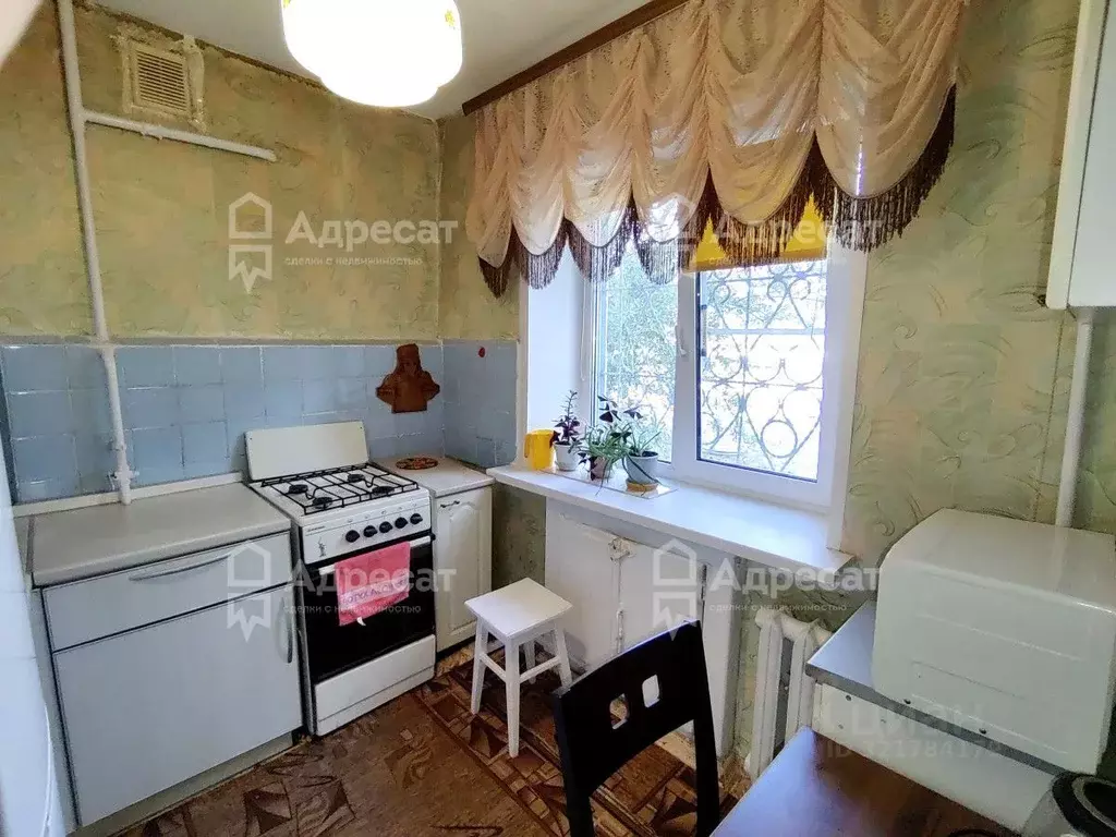 1-к кв. Волгоградская область, Волгоград ул. Землячки, 30 (36.7 м) - Фото 0