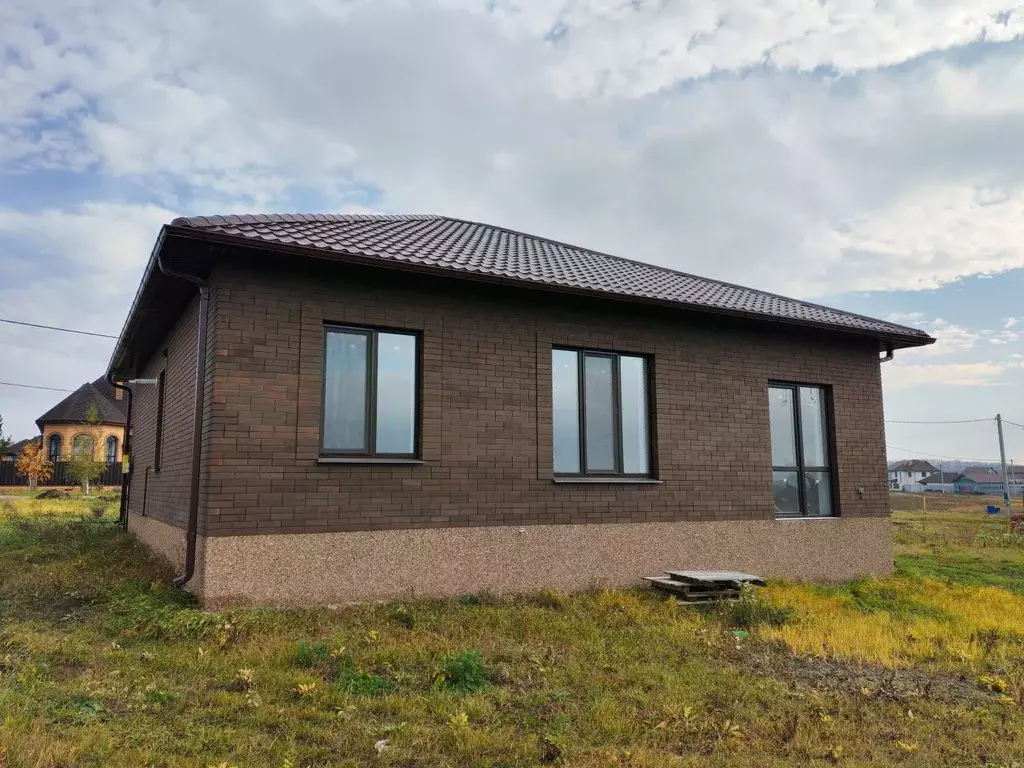 Дом в Белгородская область, Белгородский район, Беловское с/пос, с. ... - Фото 2