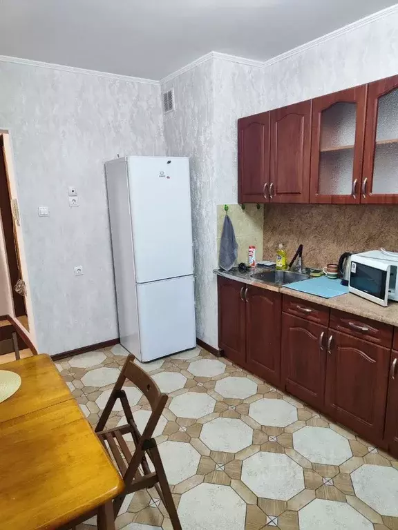 2-к кв. Татарстан, Казань ул. Юлиуса Фучика, 86 (56.0 м) - Фото 2
