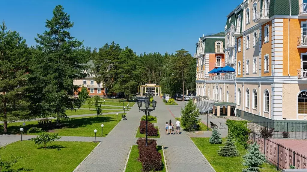 1-к кв. Челябинская область, с. Еткуль ул. Ленина, 1 (62.3 м) - Фото 1