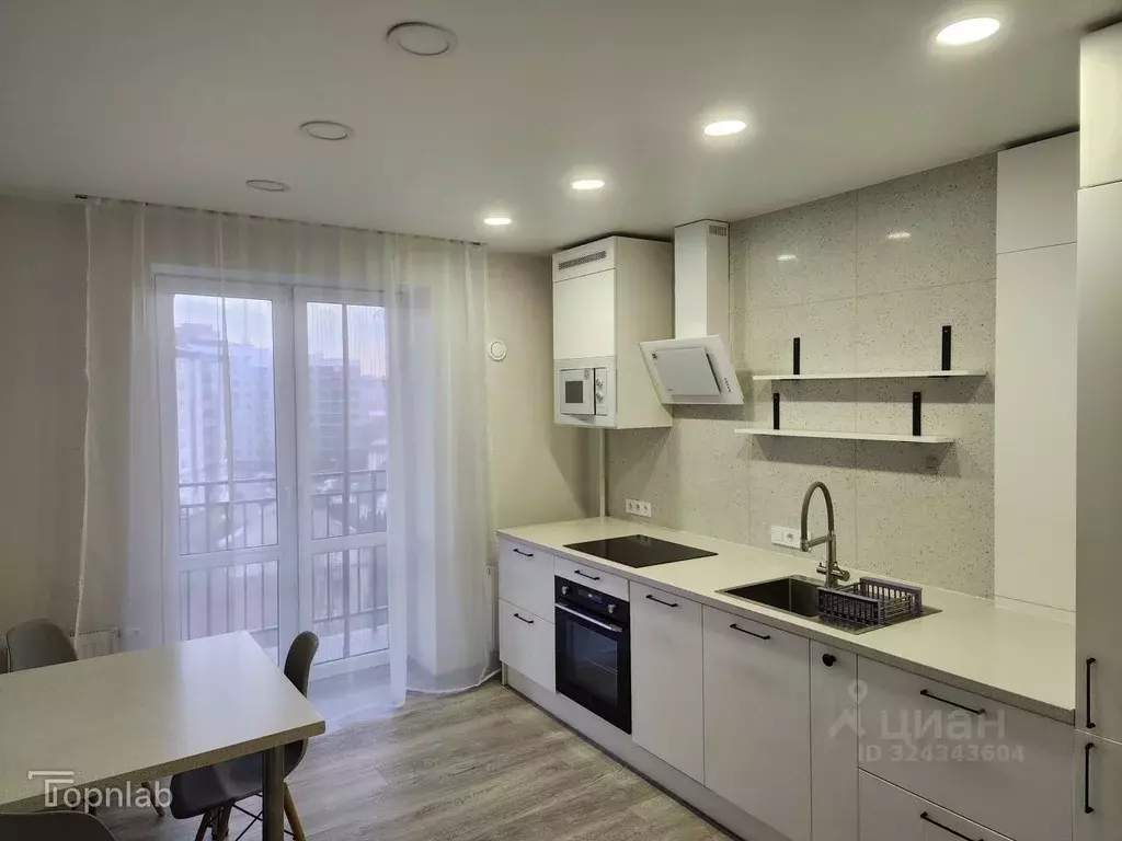 3-к кв. Калининградская область, Калининград Орудийная ул. (90.0 м) - Фото 1