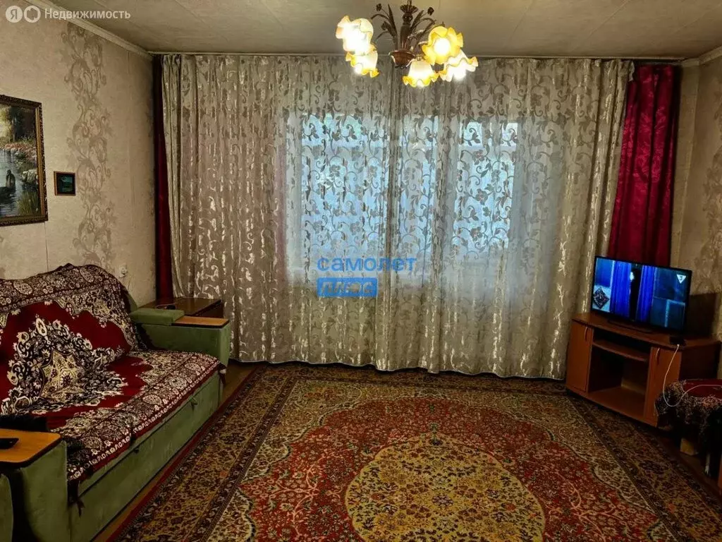 3-комнатная квартира: Бийск, Стахановская улица, 10 (70 м) - Фото 0