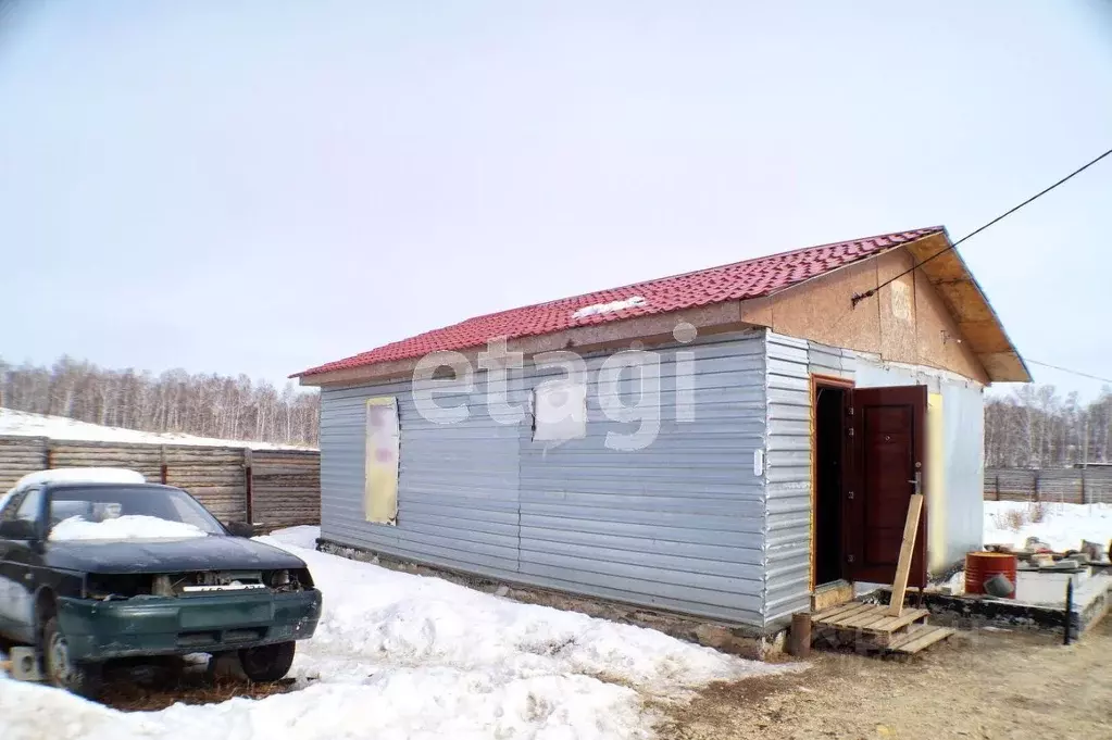 Дом в Челябинская область, Чебаркульский район, д. Малково ул. ... - Фото 1