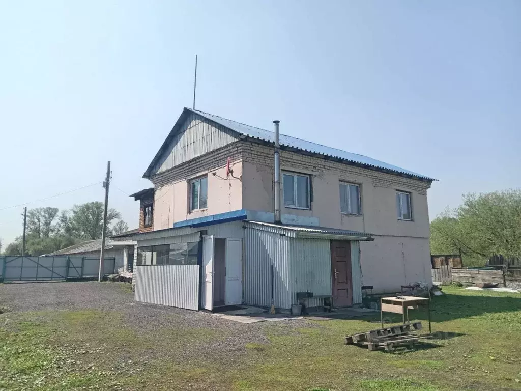 Дом в Кемеровская область, Мыски Угловой пер., 4/2 (120 м) - Фото 0