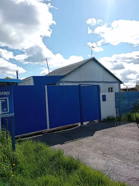 Дом в Омская область, Омский район муниципальный округ, д. Классино ... - Фото 1